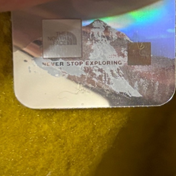 The North Face Golden Sweatshirt with Scenic Graphic.  NWOT - Picture 6 of 9